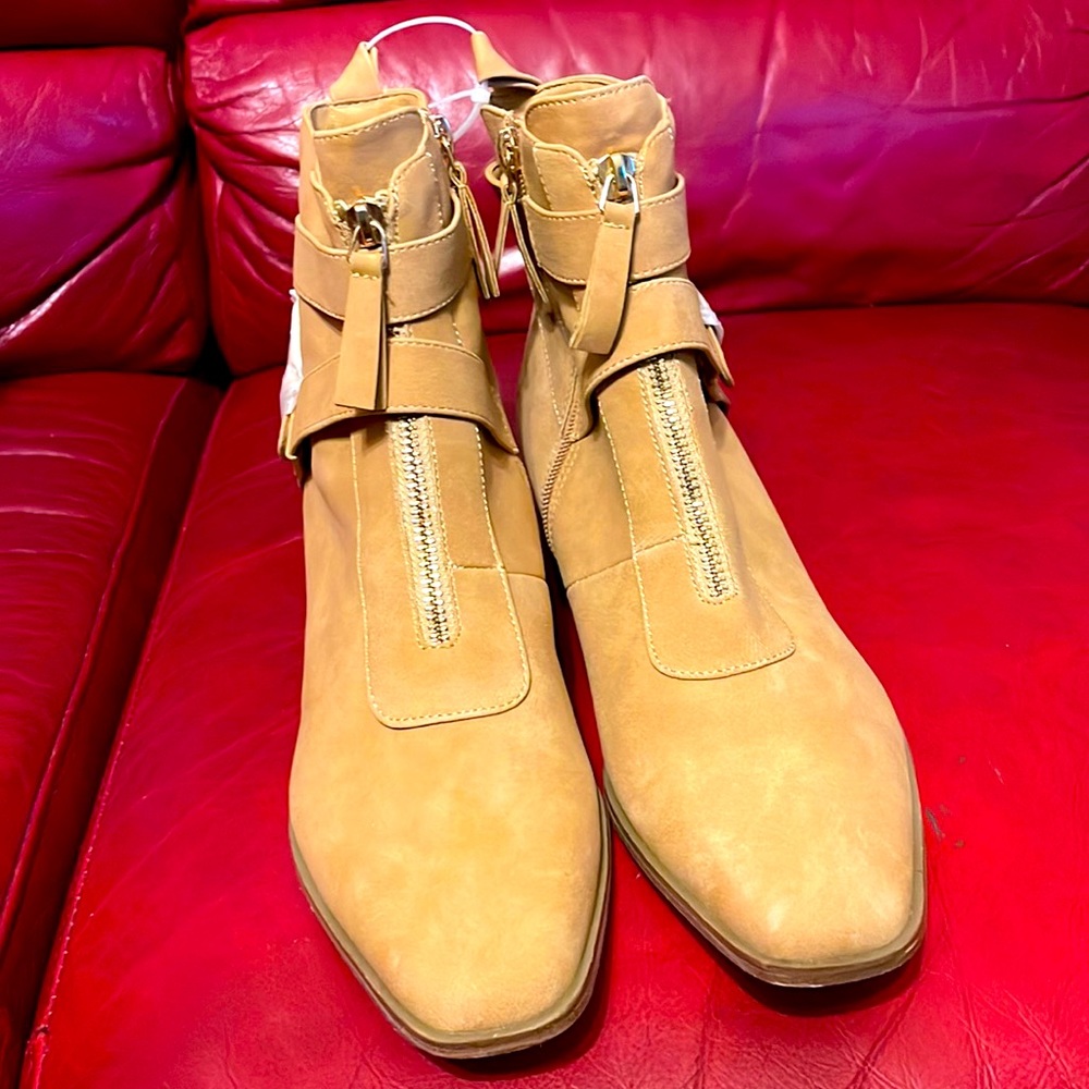 New Tan Ankle Boots Size 11